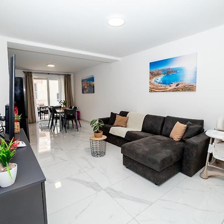 New 3 Bedroom Apartment A1 خليج سانت بول المظهر الخارجي الصورة