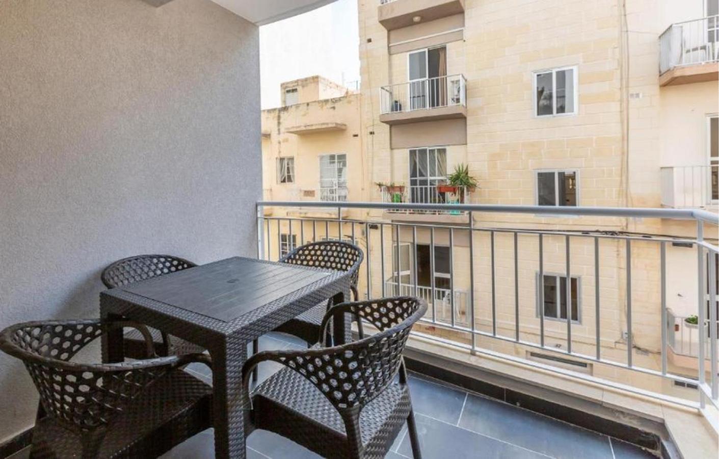 New 3 Bedroom Apartment A1 خليج سانت بول المظهر الخارجي الصورة